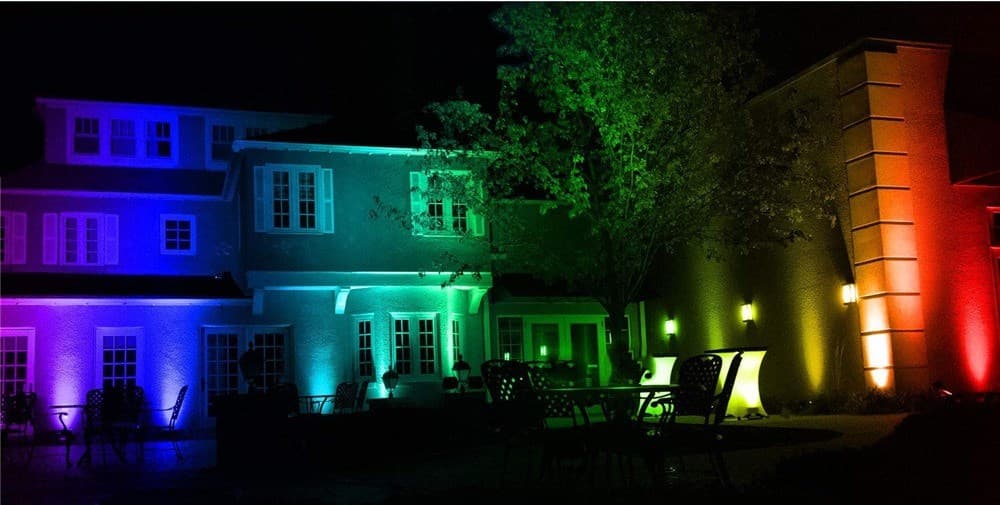 Подсветка фасадов частных домов, уличный прожектор для подсветки фасадов частных домов купить
