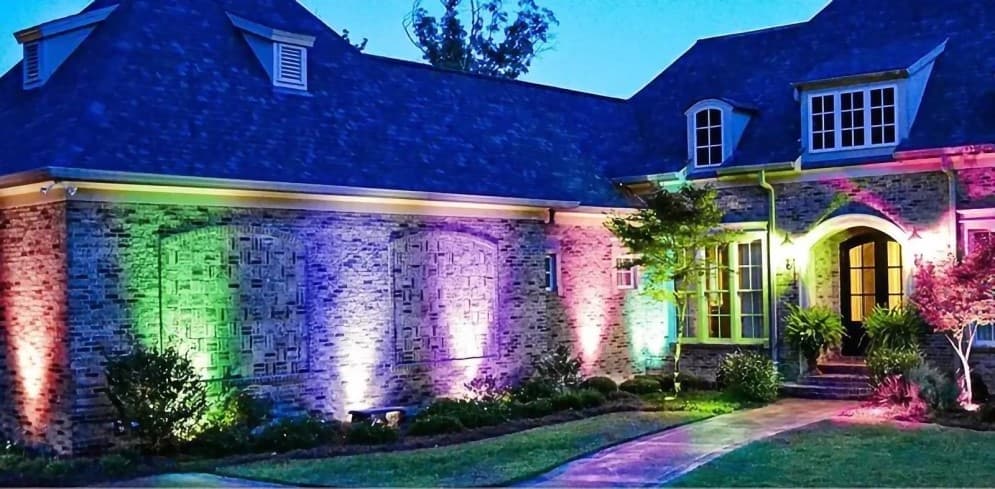 Подсветка фасадов частных домов, уличный прожектор для подсветки фасадов частных домов купить