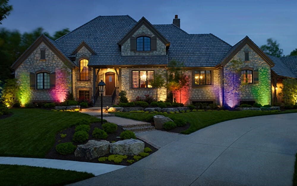 Подсветка фасадов частных домов, уличный прожектор для подсветки фасадов частных домов купить